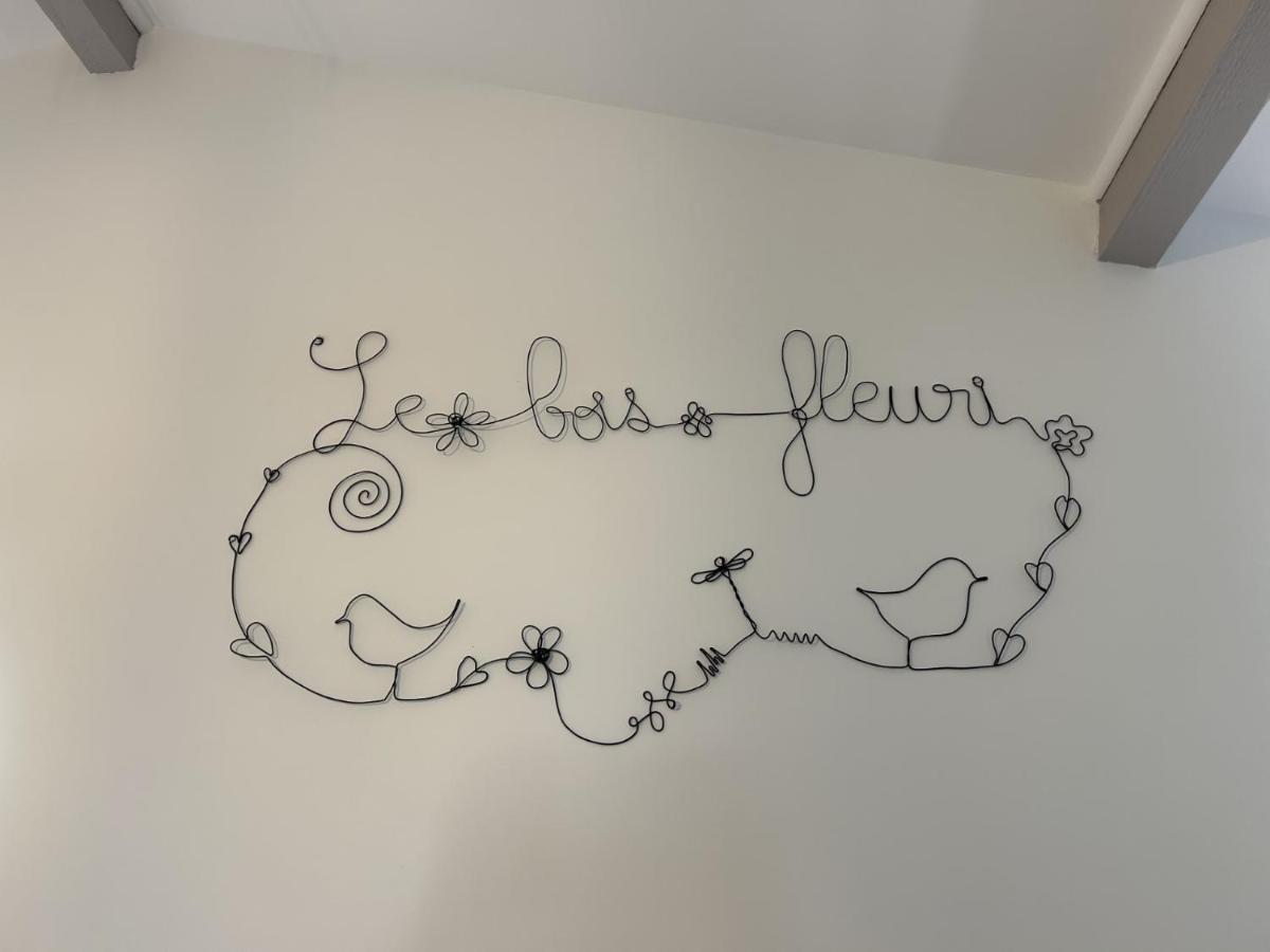 Maison Studio Le Bois Fleuri Croissy-Beaubourg エクステリア 写真