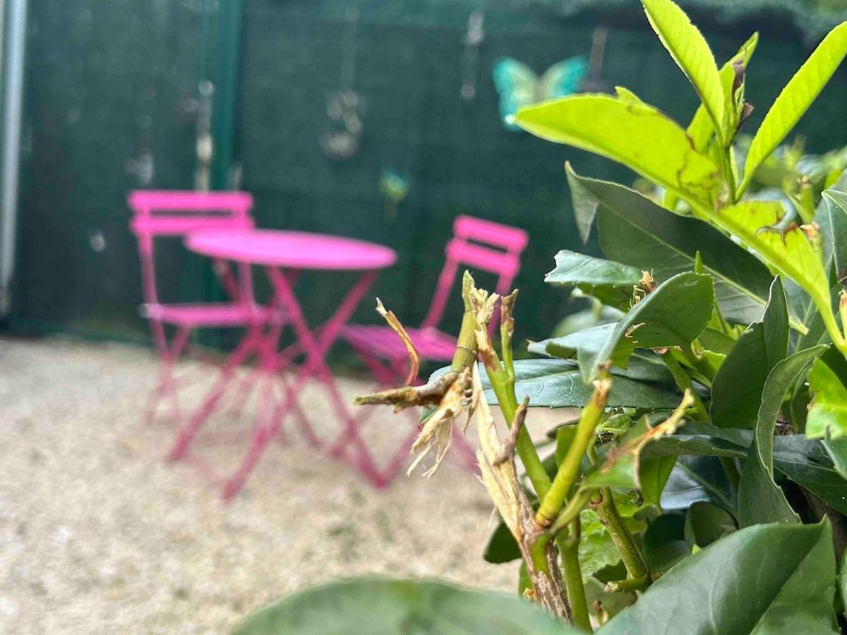 Maison Studio Le Bois Fleuri Croissy-Beaubourg エクステリア 写真